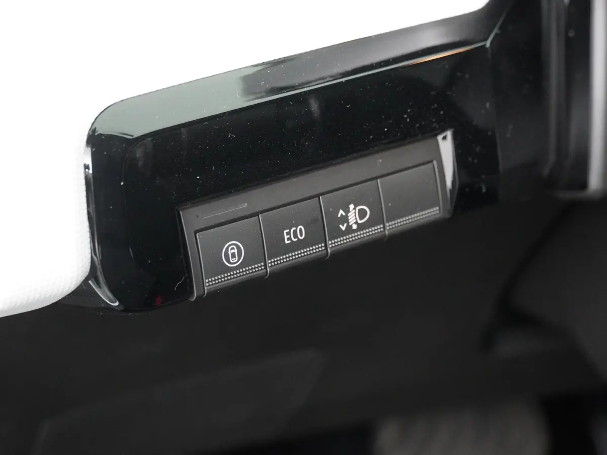 evolution 150 pk comfort range Van | Stoel- & Stuurverw. | Allseasonbanden |