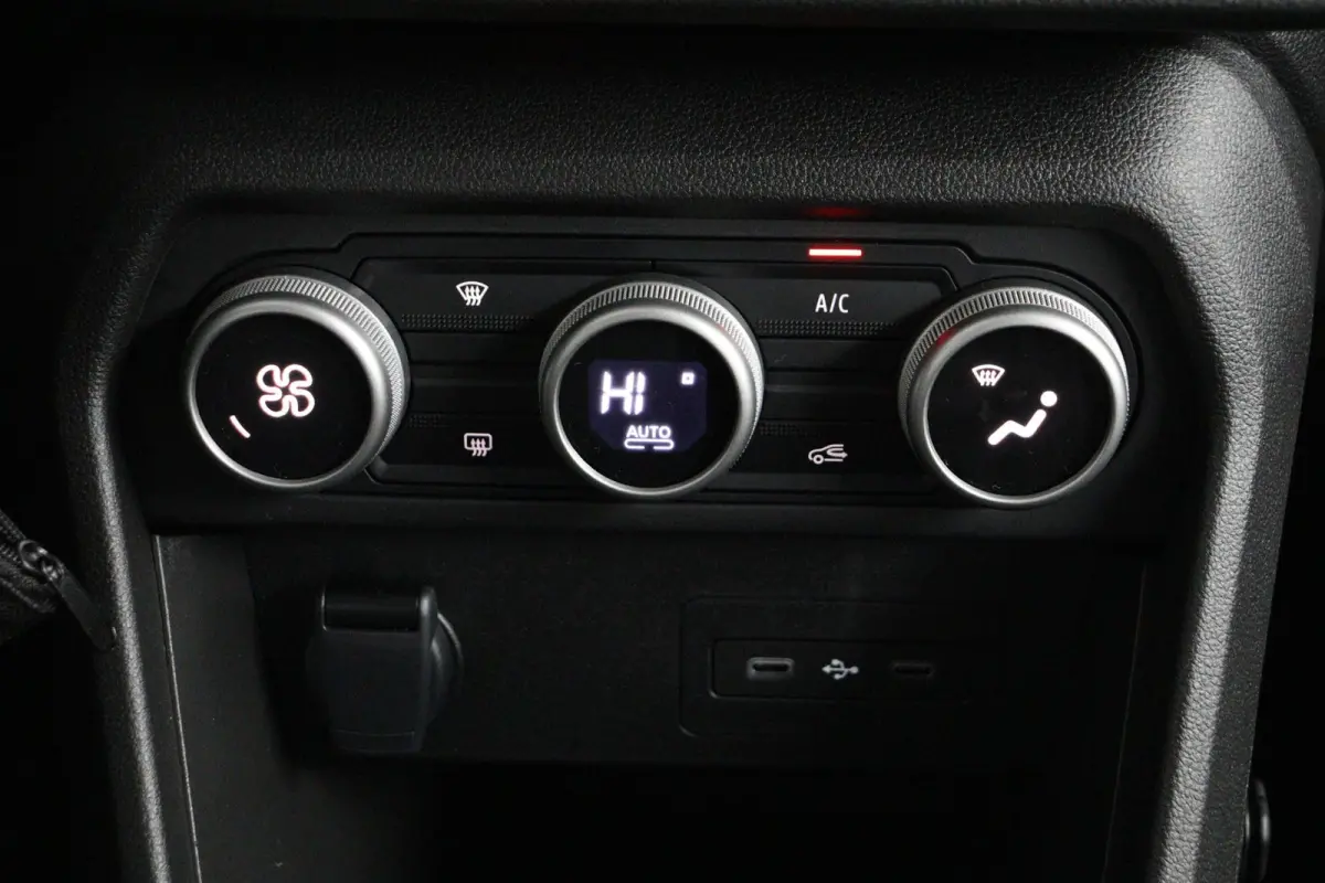 TCe 100 limited edition | Parkeercamera | Climate Control | Stoelverw. |