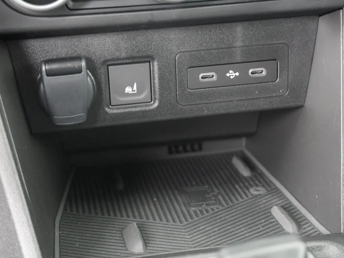 hybrid 155 limited edition 7-zits | Navigatie | 360 Camera | Climate Control |