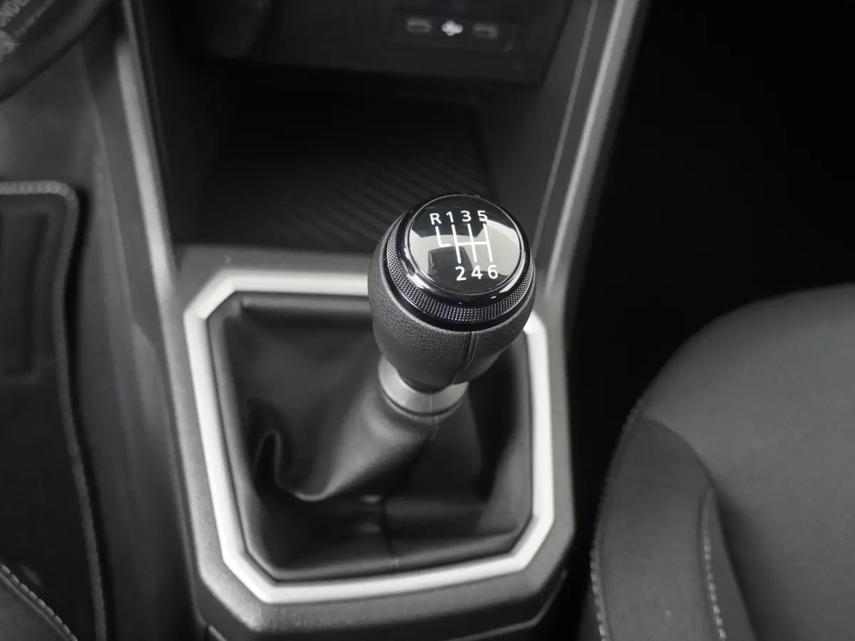 TCe 100 limited edition | Parkeercamera | Climate Control | Stoelverw. |