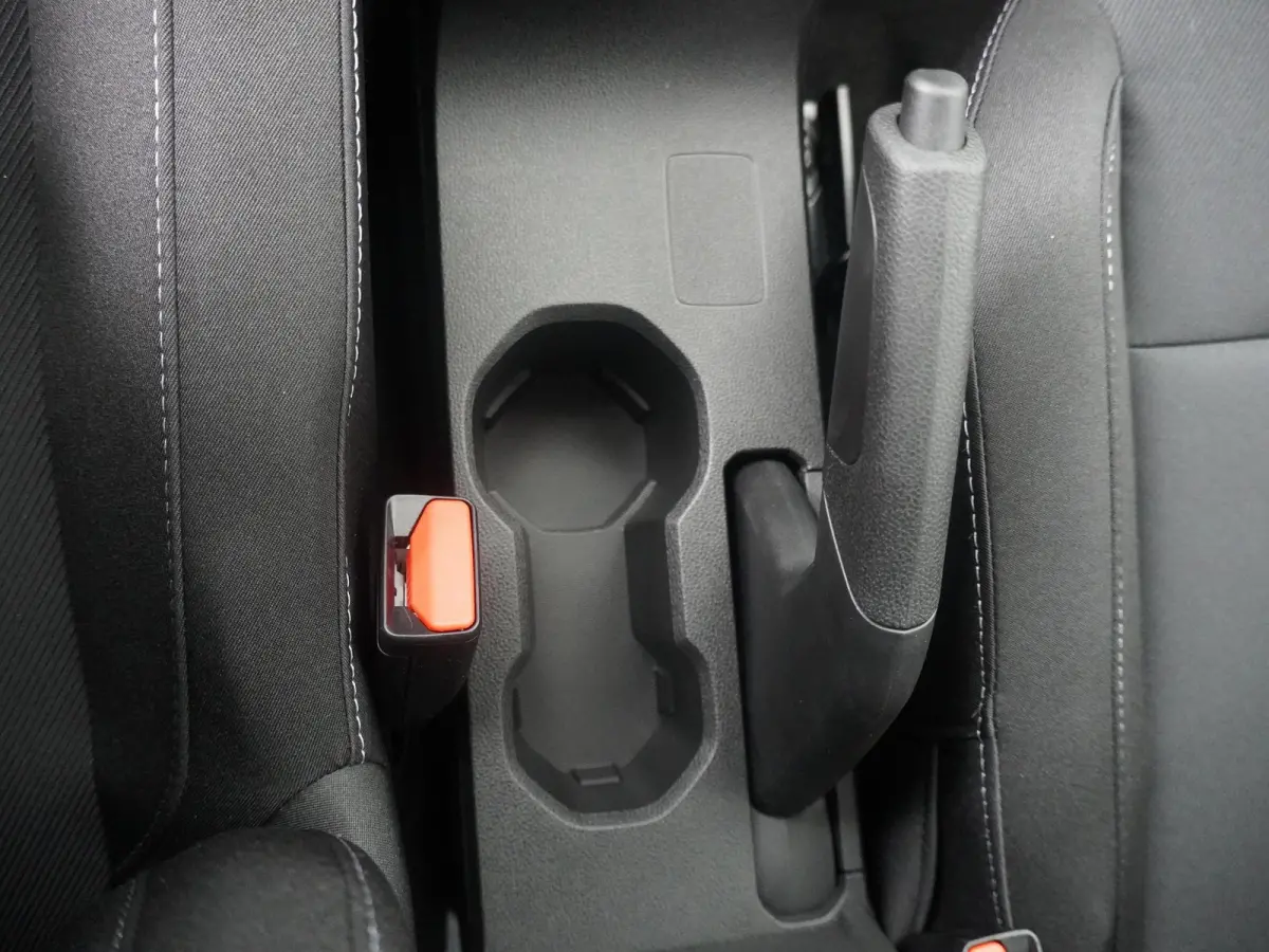 TCe 100 limited edition | Parkeercamera | Climate Control | Stoelverw. |