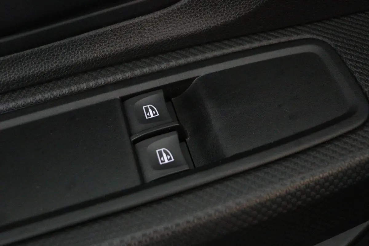 Eco-G 100 essential | Airco | Cruise Control |