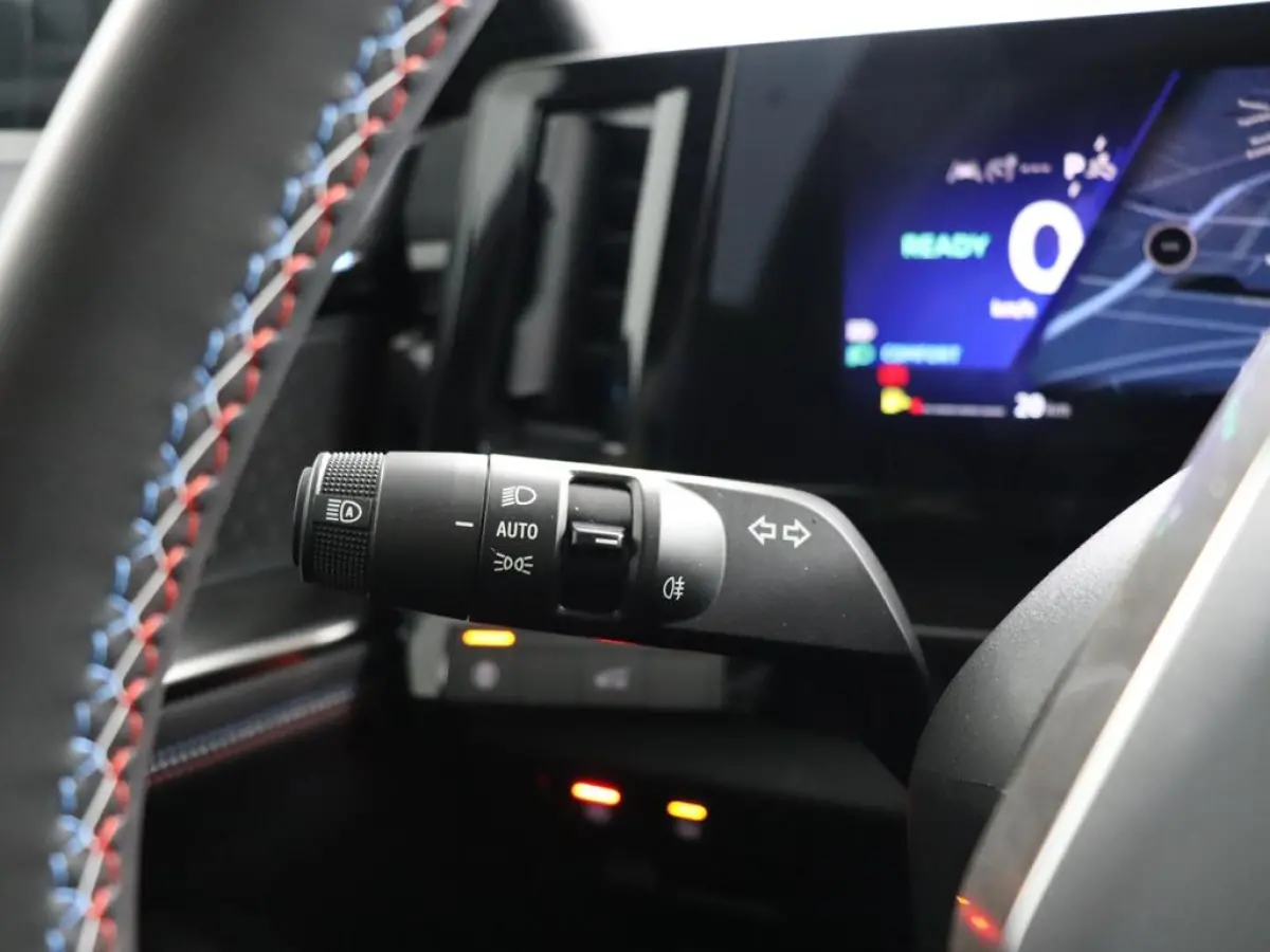 esprit Alpine full hybrid E-Tech 200 | Adapt. Cruise | Matrix LED | Head-Up |