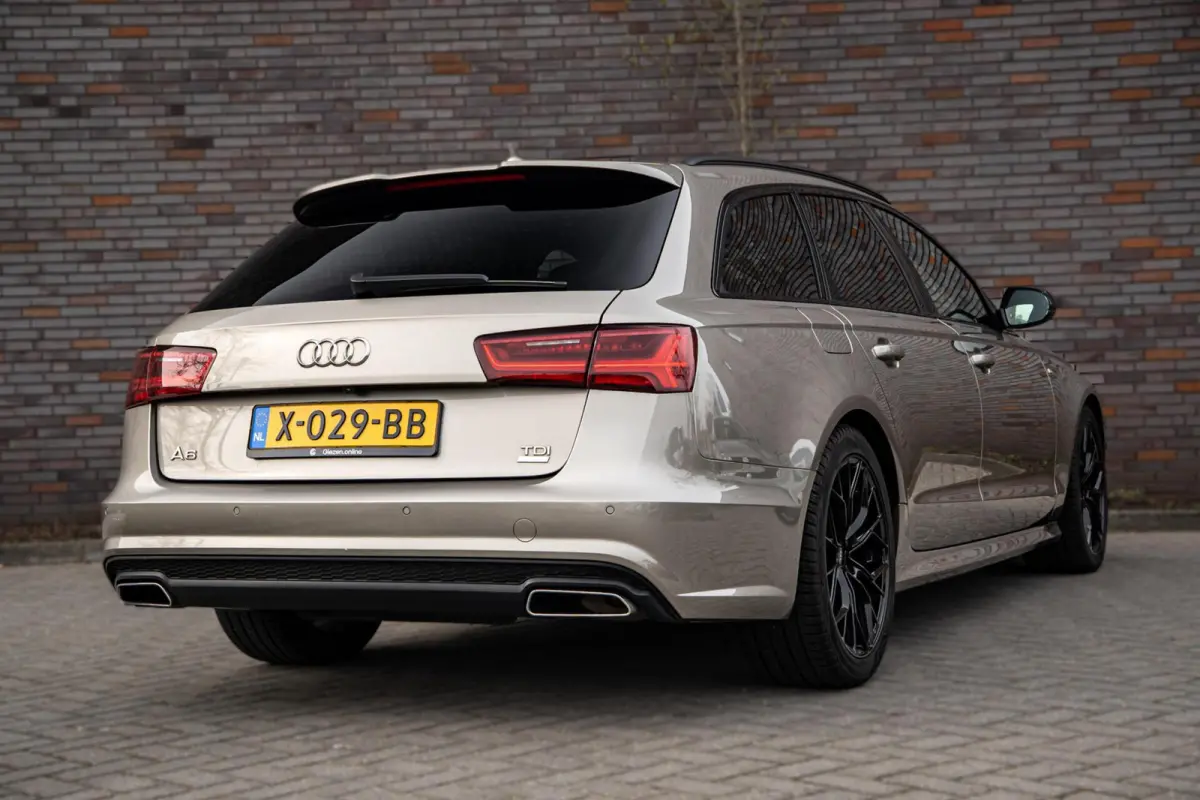 2.0 TDI Ultra Advance Sport - S-Line - Bose
