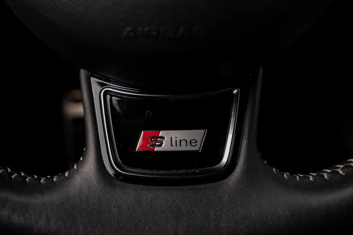 2.0 TDI Ultra Advance Sport - S-Line - Bose