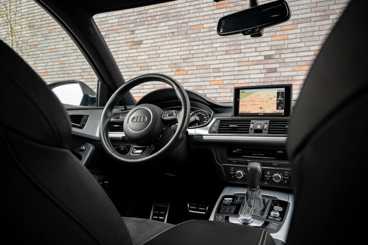 2.0 TDI Ultra Advance Sport - S-Line - Bose
