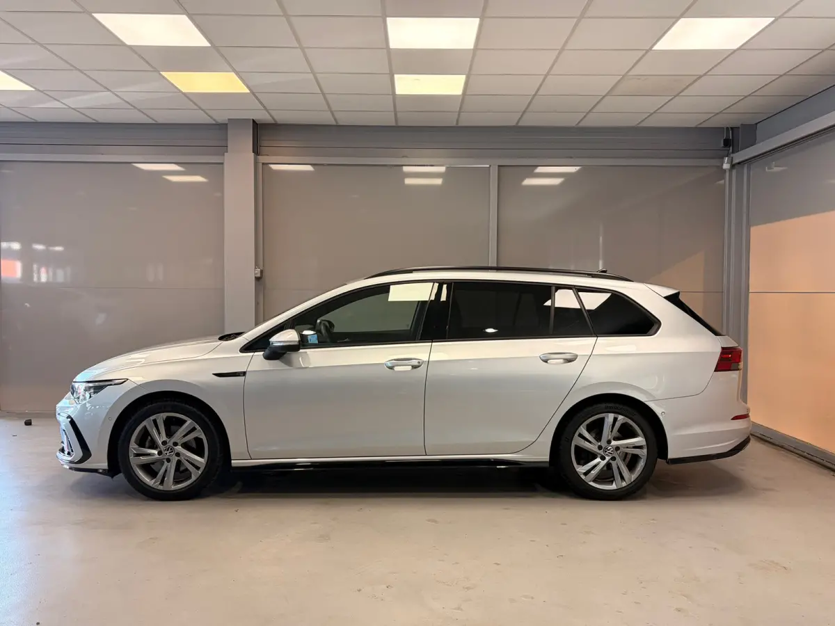 1.5 eTSI R-Line Business | LED | CAR PLAY | ELEKT. ACHTERKLEP | CAMERA |