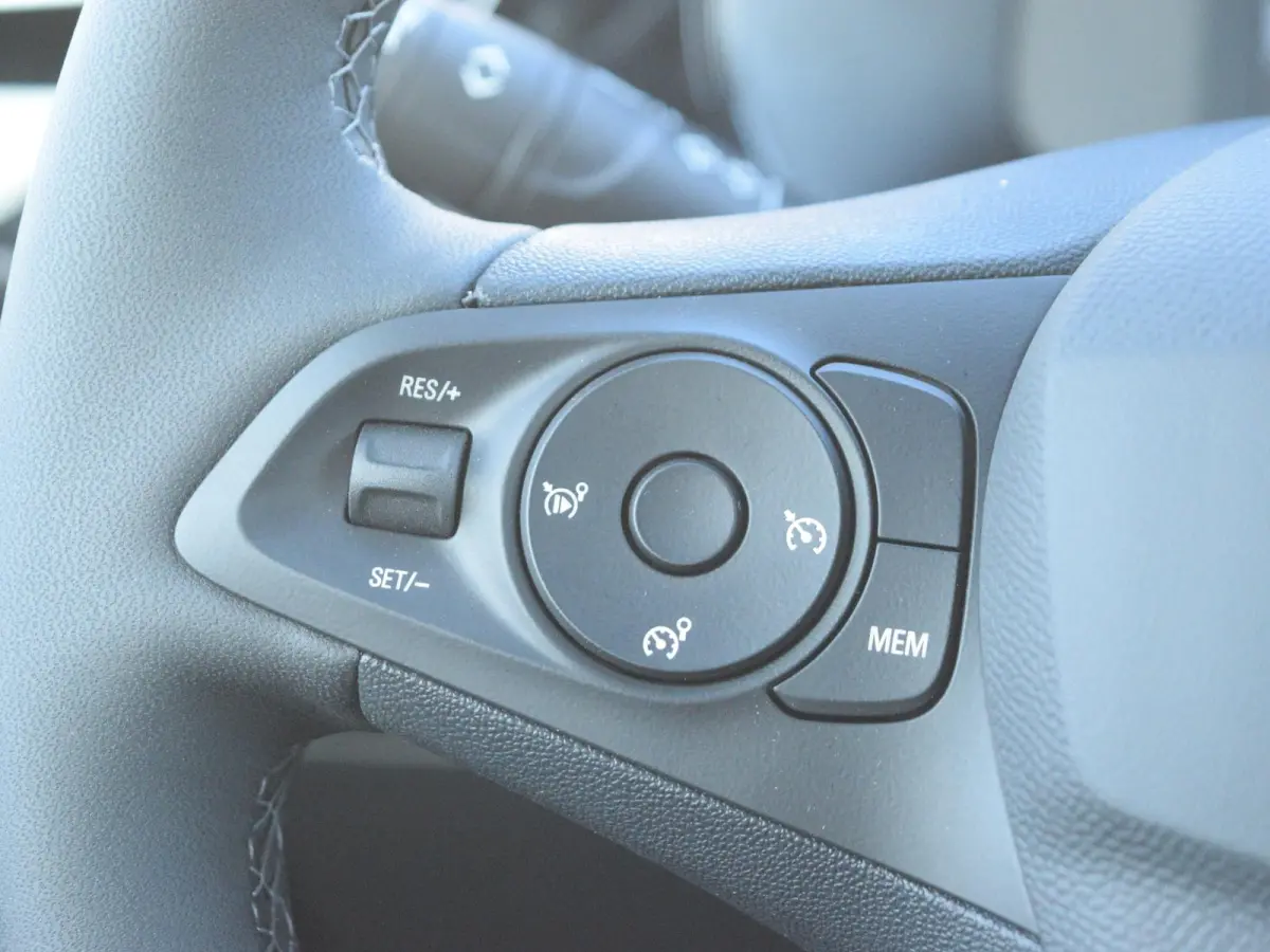 1.2 Turbo Hybrid GS MASSAGEFUNCTIE | CAMERA MET SENSOREN | NAVI & CARPLAY | WINTERPAKKET |