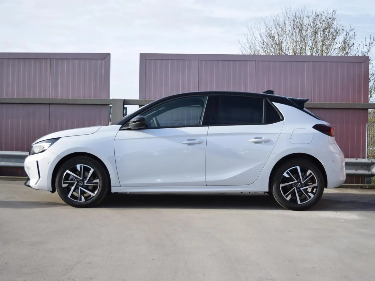 1.2 Turbo Hybrid GS MASSAGEFUNCTIE | CAMERA MET SENSOREN | NAVI & CARPLAY | WINTERPAKKET |