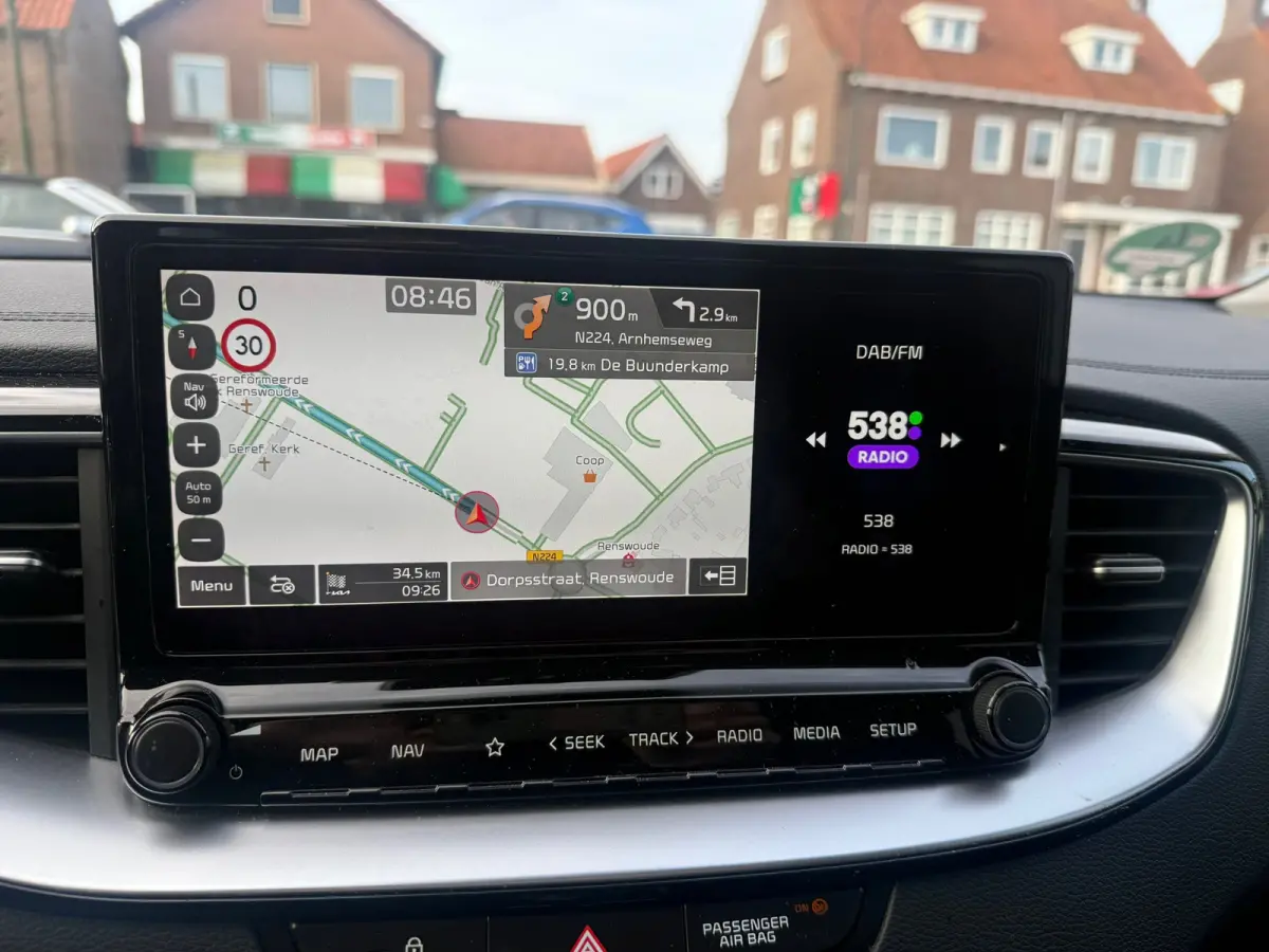 1.0 T-GDi DynamicPlusLine, Stoelverwarming,Stuurverwarming,Apple Carplay/Android,Navigatie,Trekhaak