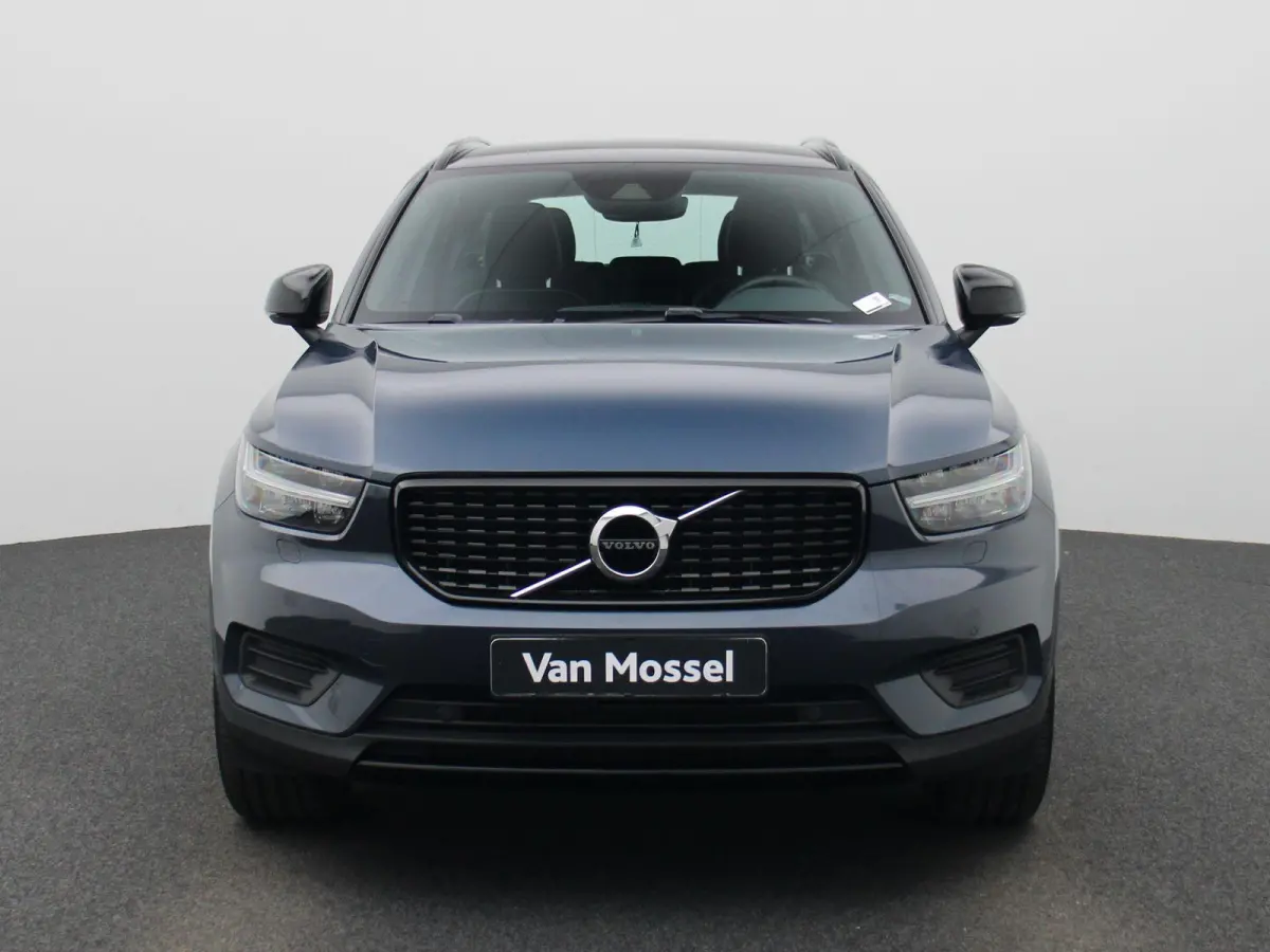 2.0 B4 AWD R-Design | Automaat | Apple Carplay/Android Auto | Achteruitrijcamera | Stoelverwarming | Parkeersensoren |