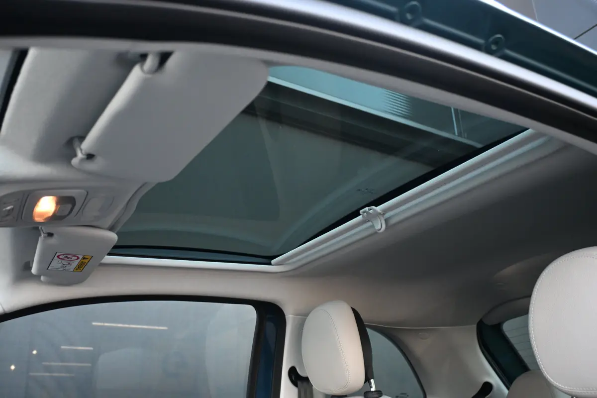 1.0 Hybrid La Prima VOORRAAD-ACTIE! 8 Jaar Garantie! | Panoramadak | JBL | Vol-Leder | Stoelverwarming | Parkeersensoren | !!