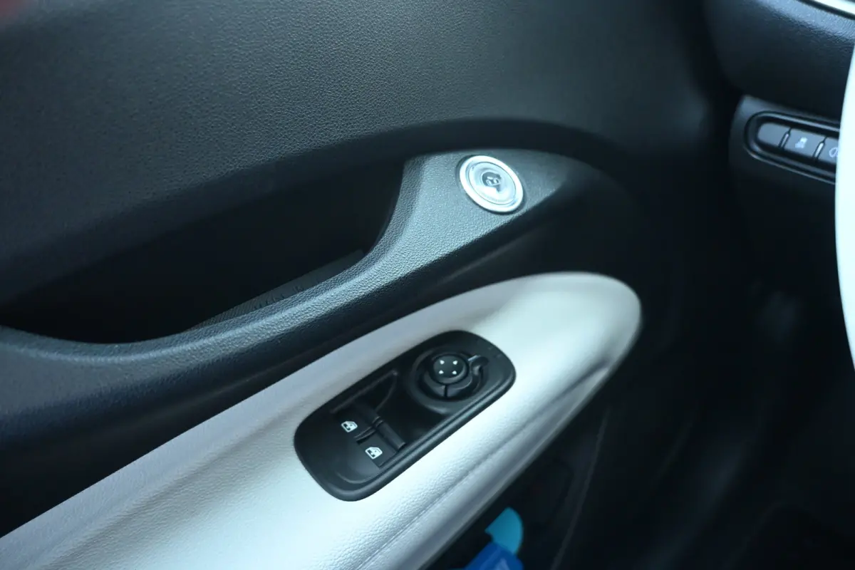 1.0 Hybrid La Prima VOORRAAD-ACTIE! 8 Jaar Garantie! | Panoramadak | JBL | Vol-Leder | Stoelverwarming | Parkeersensoren | !!