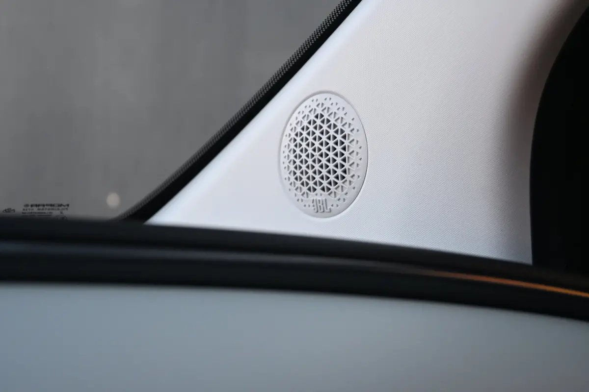 1.0 Hybrid La Prima VOORRAAD-ACTIE! 8 Jaar Garantie! | Panoramadak | JBL | Vol-Leder | Stoelverwarming | Parkeersensoren | !!