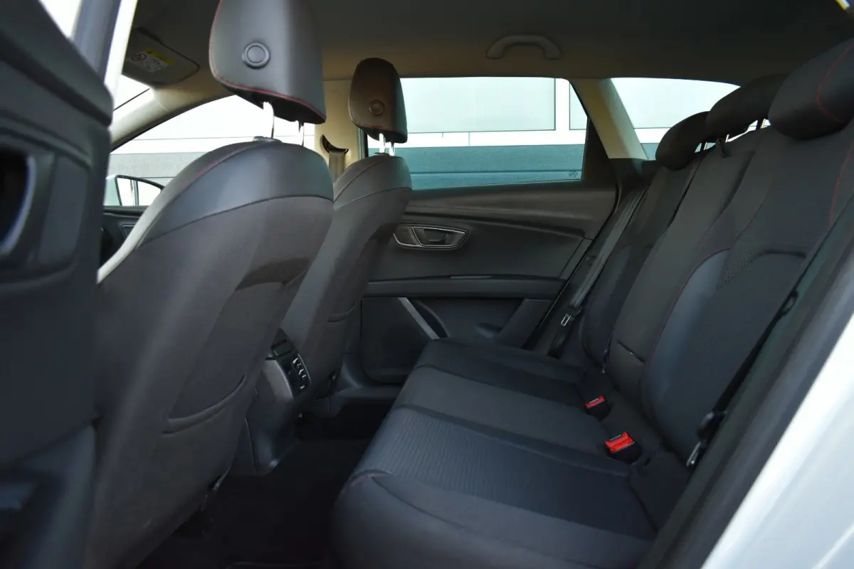 1.4 EcoTSI FR Automaat station