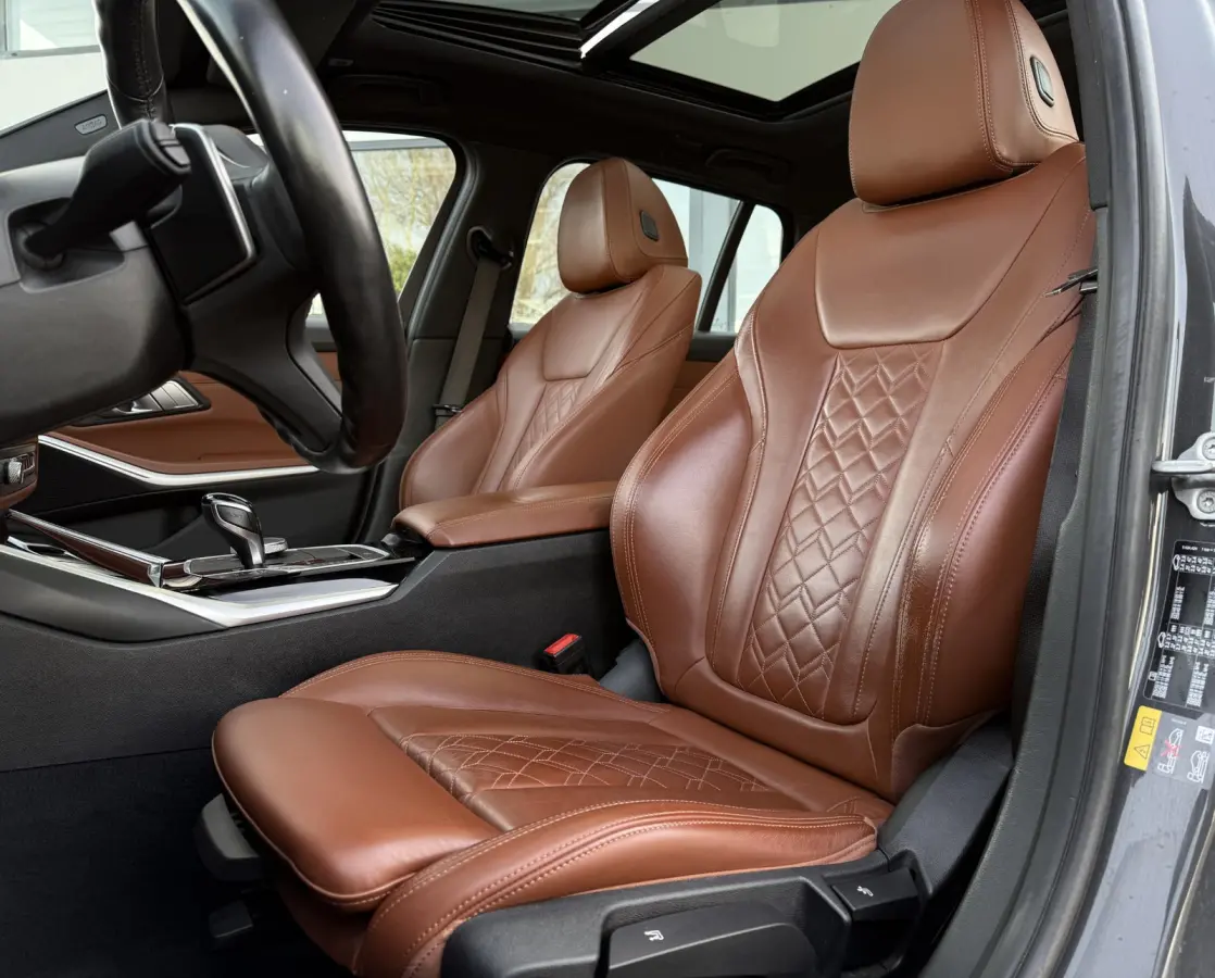 Aut. 330e High Exe. M-Sport Individual | SoH 98% | Trekhaak | Panorama | 360 Camera | Leder | VOL! |