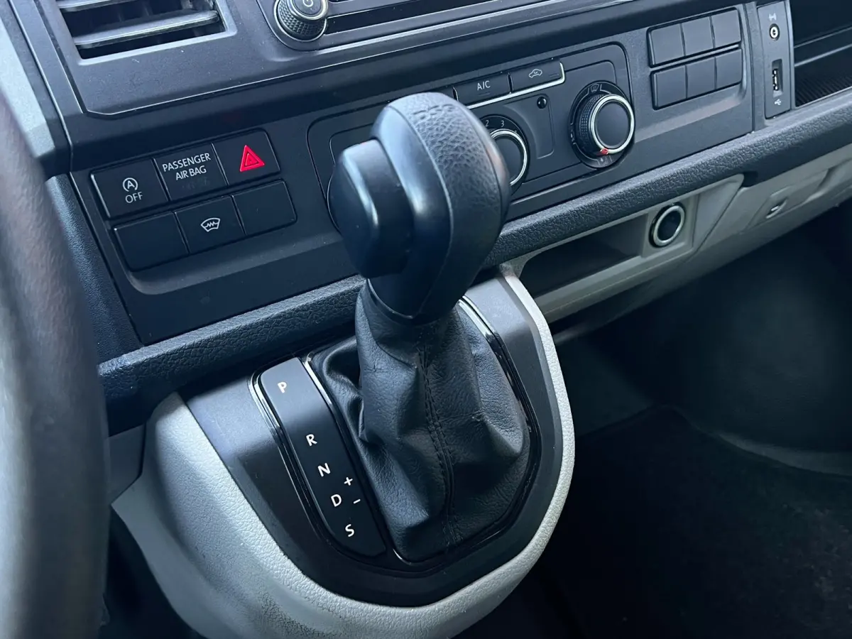 2.0TDI L2H1 AUT.|Carplay|PDC|Marge auto
