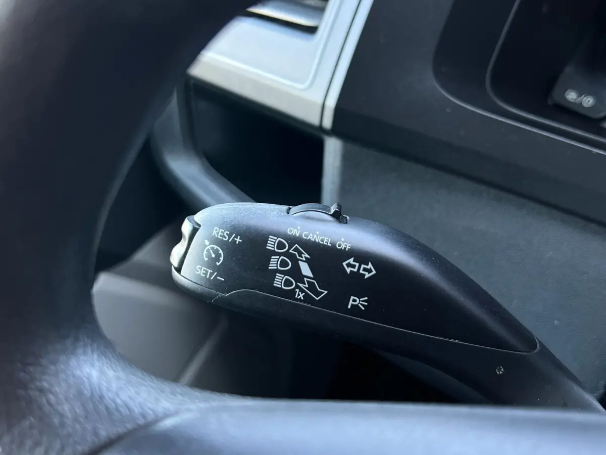 2.0TDI L2H1 AUT.|Carplay|PDC|Marge auto