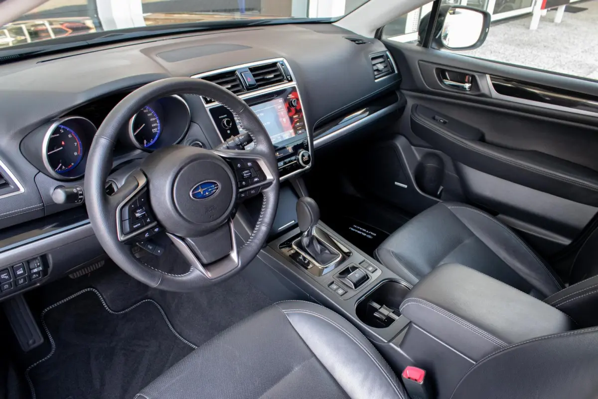 2.5i CVT Premium | Eyesight | Trekhaak | Navigatie | 1e Eigenaar |