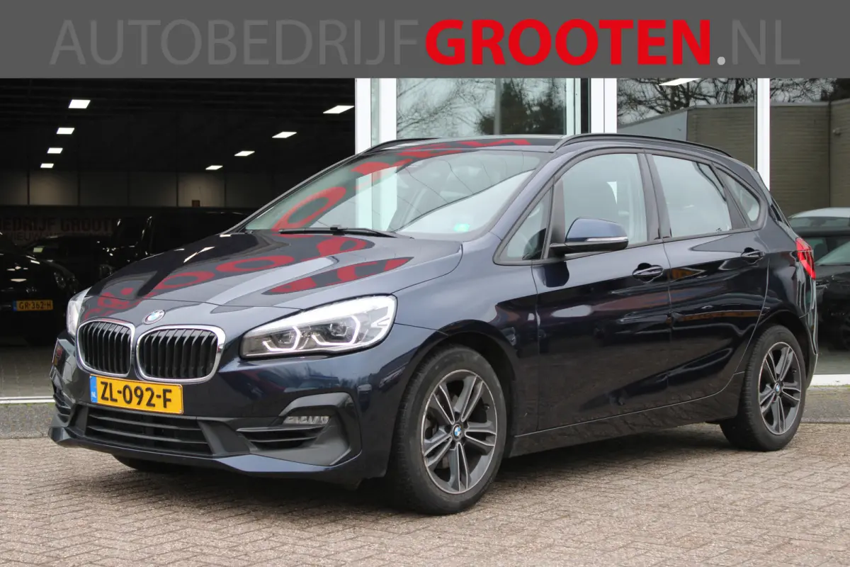 218i Executive Edition