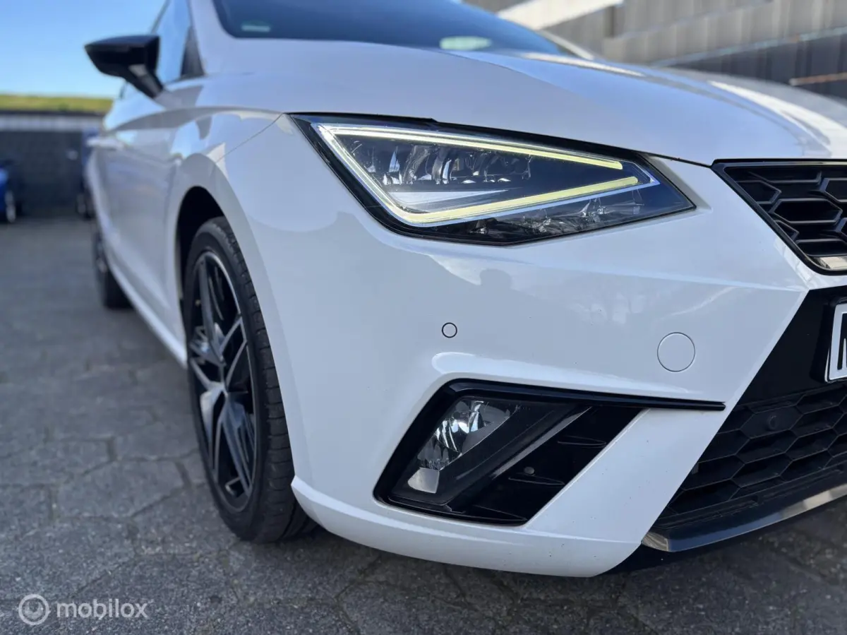 1.0 TSI FR BEATS CAMERA CARPLAY STOELVERWARMING