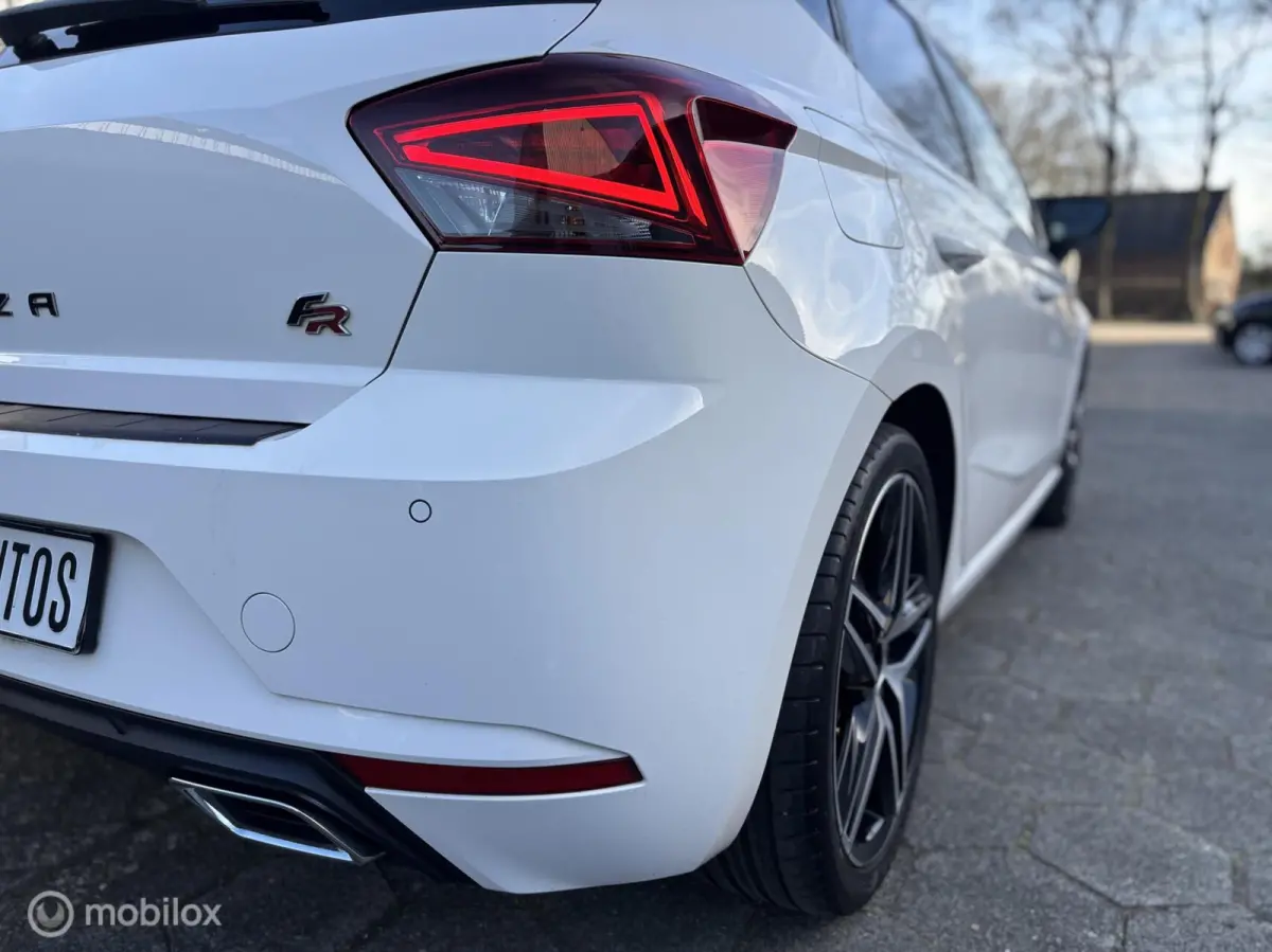 1.0 TSI FR BEATS CAMERA CARPLAY STOELVERWARMING