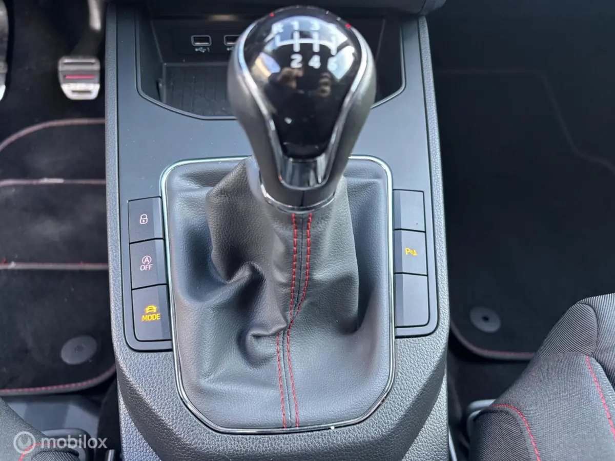 1.0 TSI FR BEATS CAMERA CARPLAY STOELVERWARMING