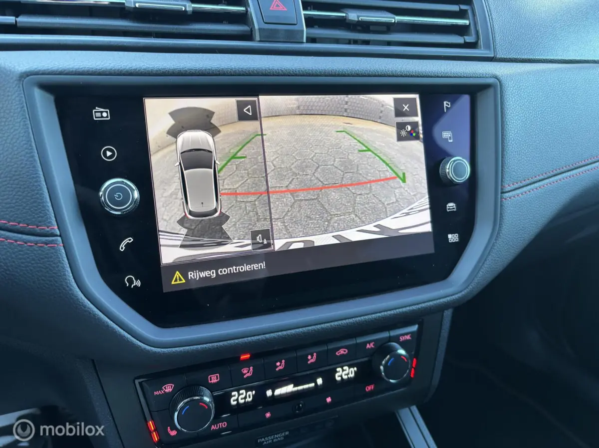 1.0 TSI FR BEATS CAMERA CARPLAY STOELVERWARMING