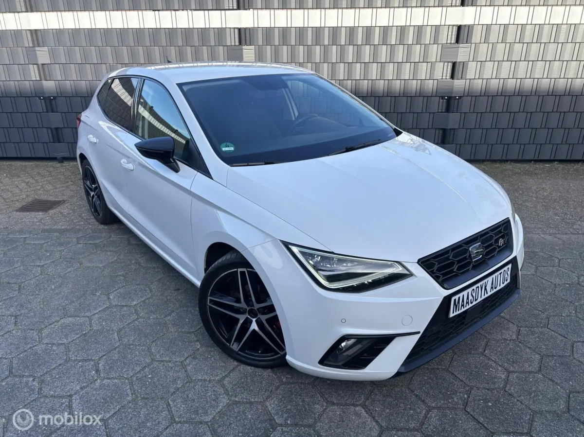 1.0 TSI FR BEATS CAMERA CARPLAY STOELVERWARMING