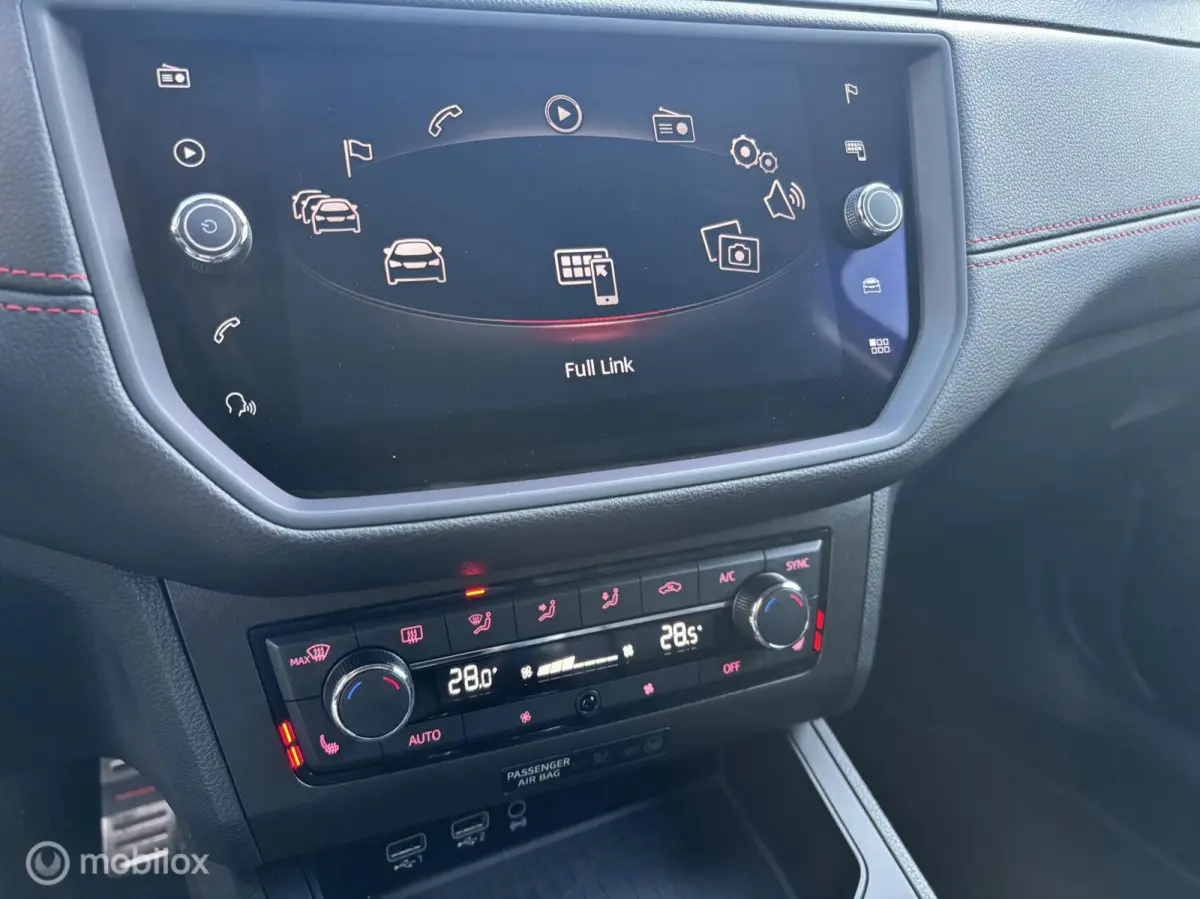 1.0 TSI FR BEATS CAMERA CARPLAY STOELVERWARMING