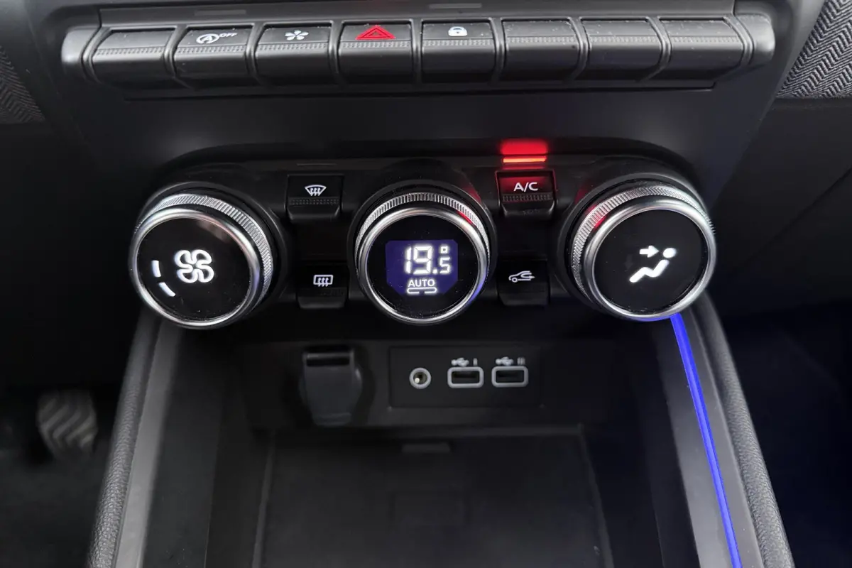 1.0 TCe 92 PK Evolution Half-Leder/Sportstoelen Carplay LED