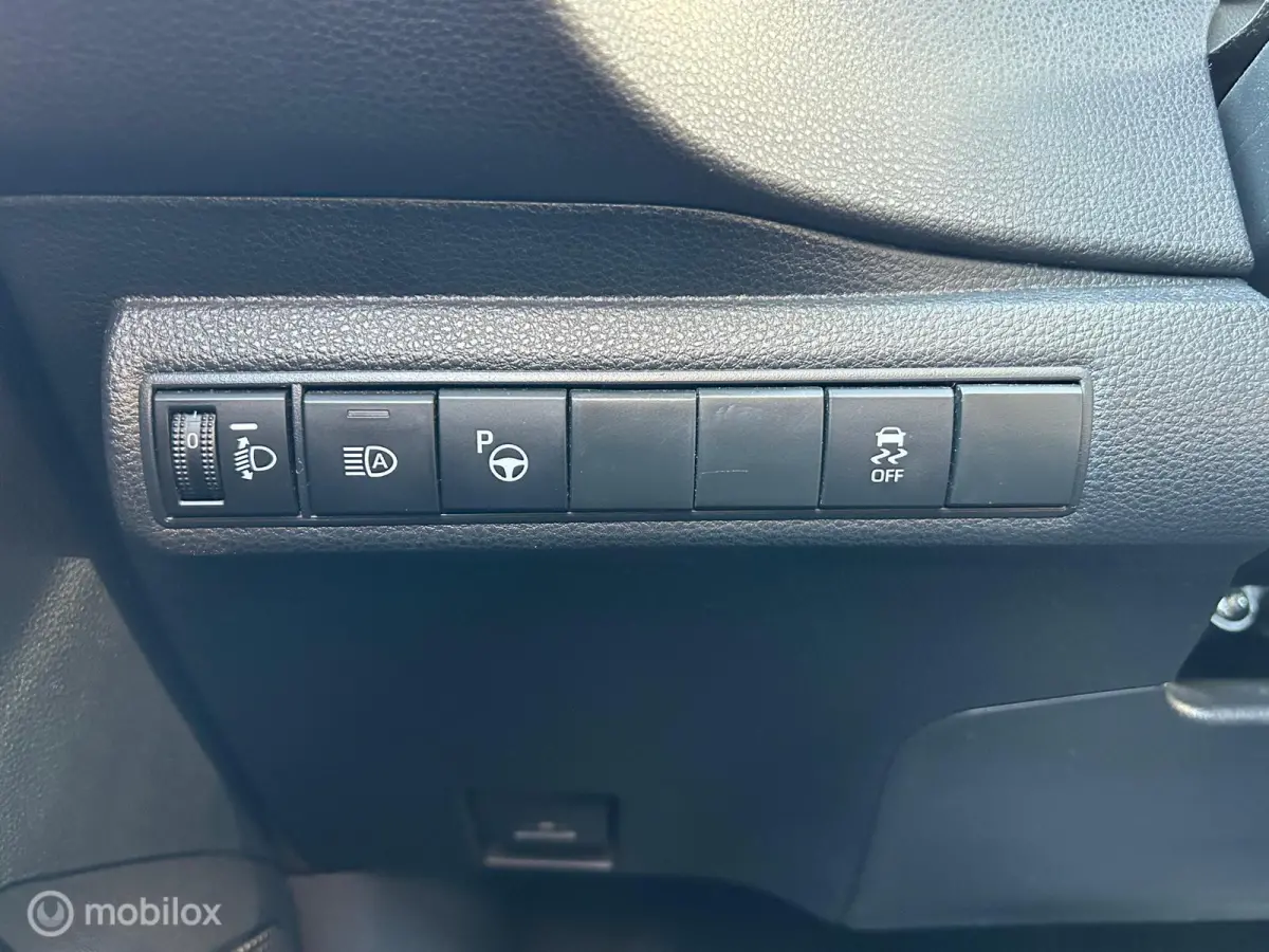 2.0 Hybrid GR-Sport|CLIMA|CARPLAY|BOVAG|