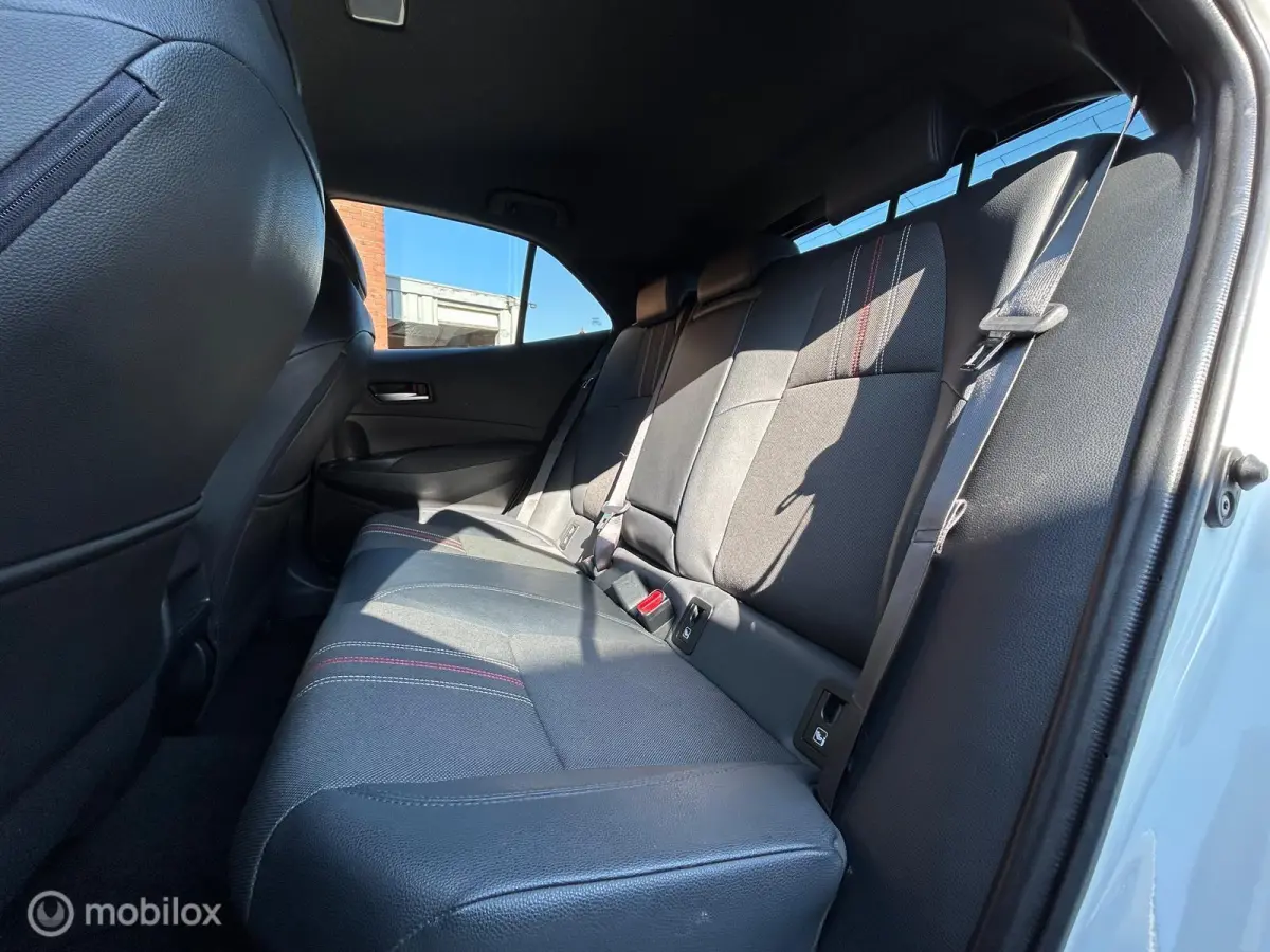 2.0 Hybrid GR-Sport|CLIMA|CARPLAY|BOVAG|