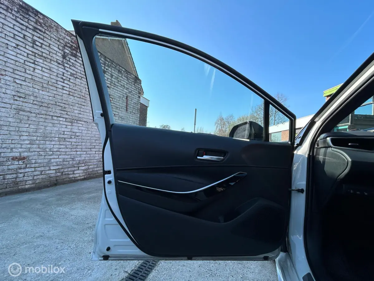 2.0 Hybrid GR-Sport|CLIMA|CARPLAY|BOVAG|