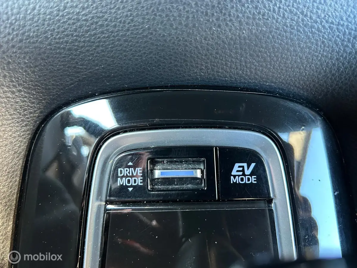 2.0 Hybrid GR-Sport|CLIMA|CARPLAY|BOVAG|