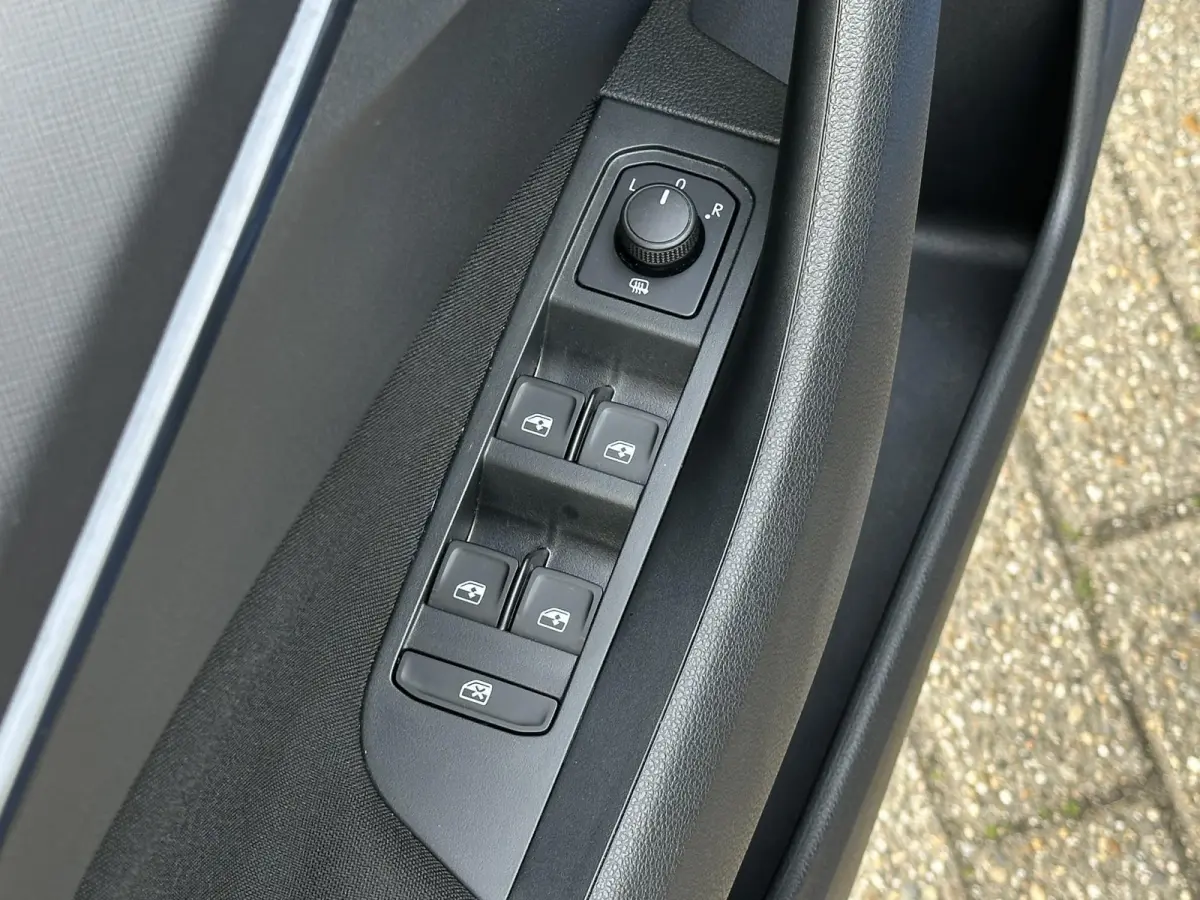 1.0 TSI Monte Carlo | Apple Carplay-Android/Camera/Keyless/Cruise Control