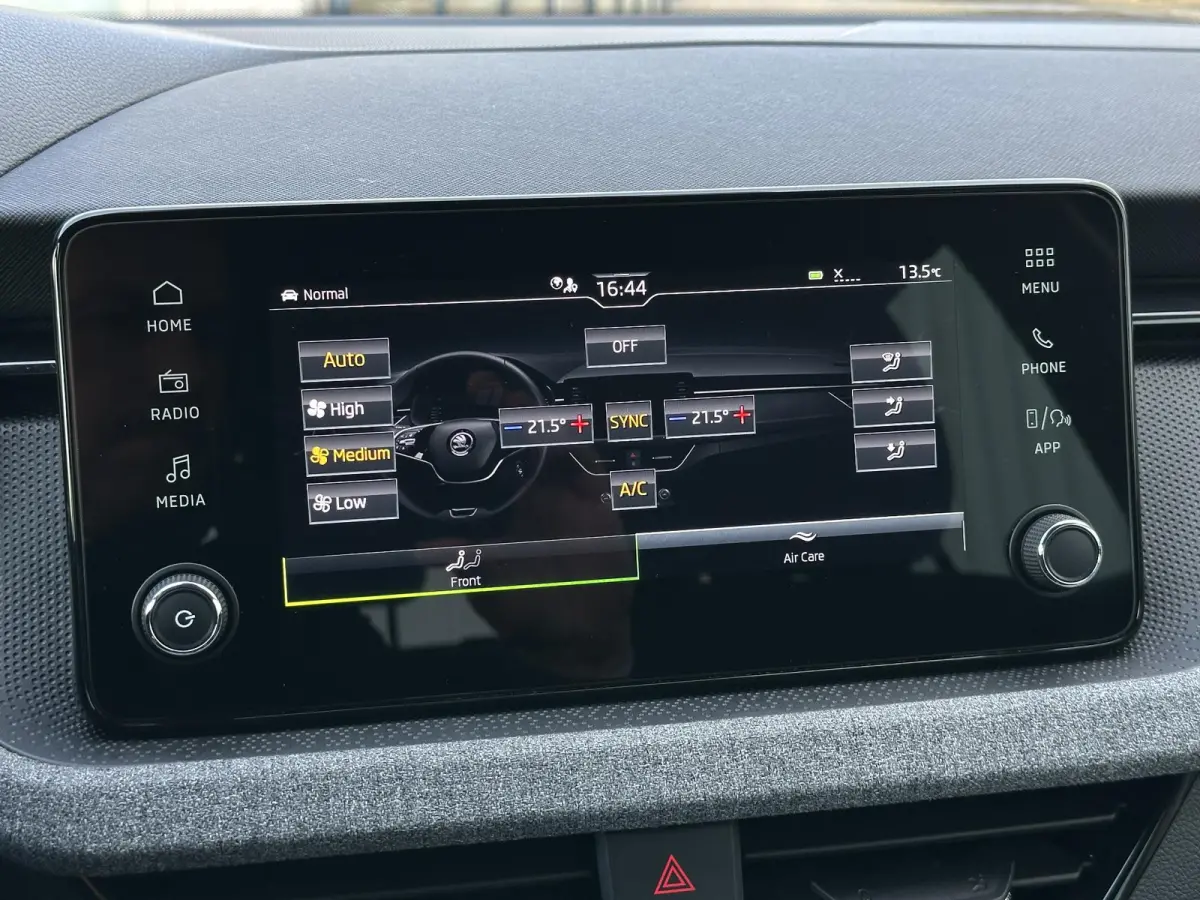 1.0 TSI Monte Carlo | Apple Carplay-Android/Camera/Keyless/Cruise Control