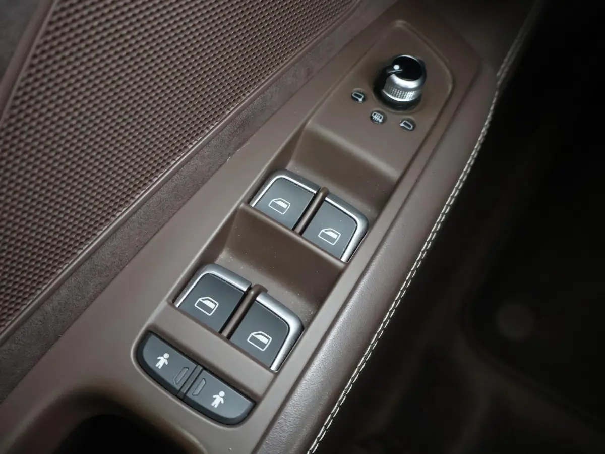 3.0 TDI V6 262 PK DESIGN SELECTION + MASSAGE | HEAD-UP | WEGK. TREKHAAK | SCHUIFDAK