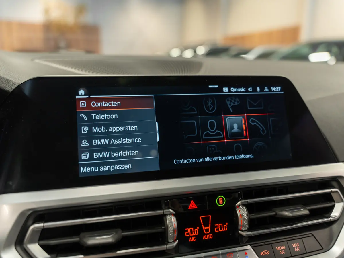 330i 259PK M-Sport Executive Edition, NAP, Apple Carplay, Navi, Cam, Ambiënte Light, Leder/Alcan, Prive Glas,
