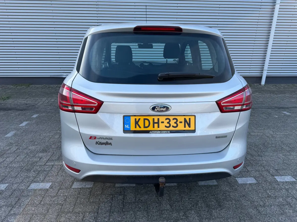 1.0 EcoBoost Style,Airco,Trekhaak,Stoelverwarming,LM velgen/extra winterset,parkeersensoren,
