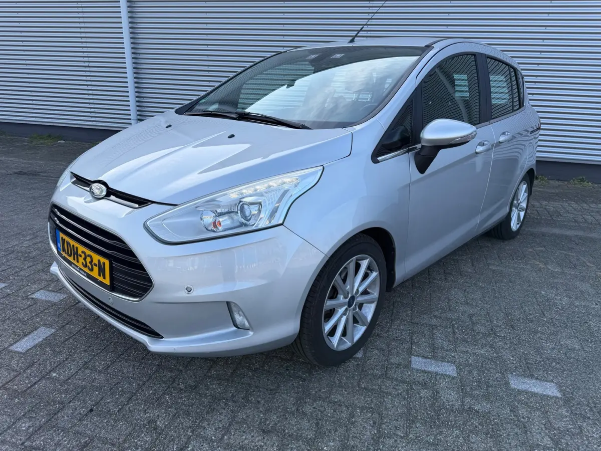 1.0 EcoBoost Style,Airco,Trekhaak,Stoelverwarming,LM velgen/extra winterset,parkeersensoren,