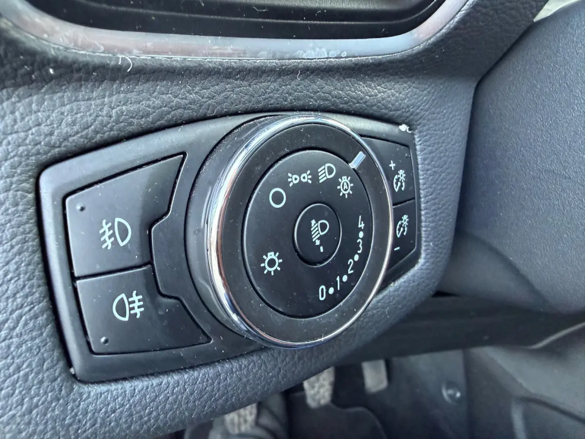 1.0 EcoBoost Style,Airco,Trekhaak,Stoelverwarming,LM velgen/extra winterset,parkeersensoren,