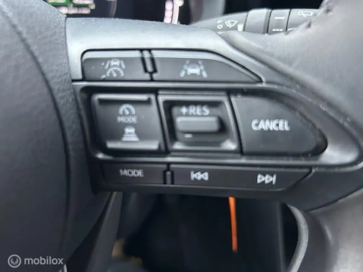 1.5 Hybrid * NAVIGATIE * AUTOMAAT * PDC *