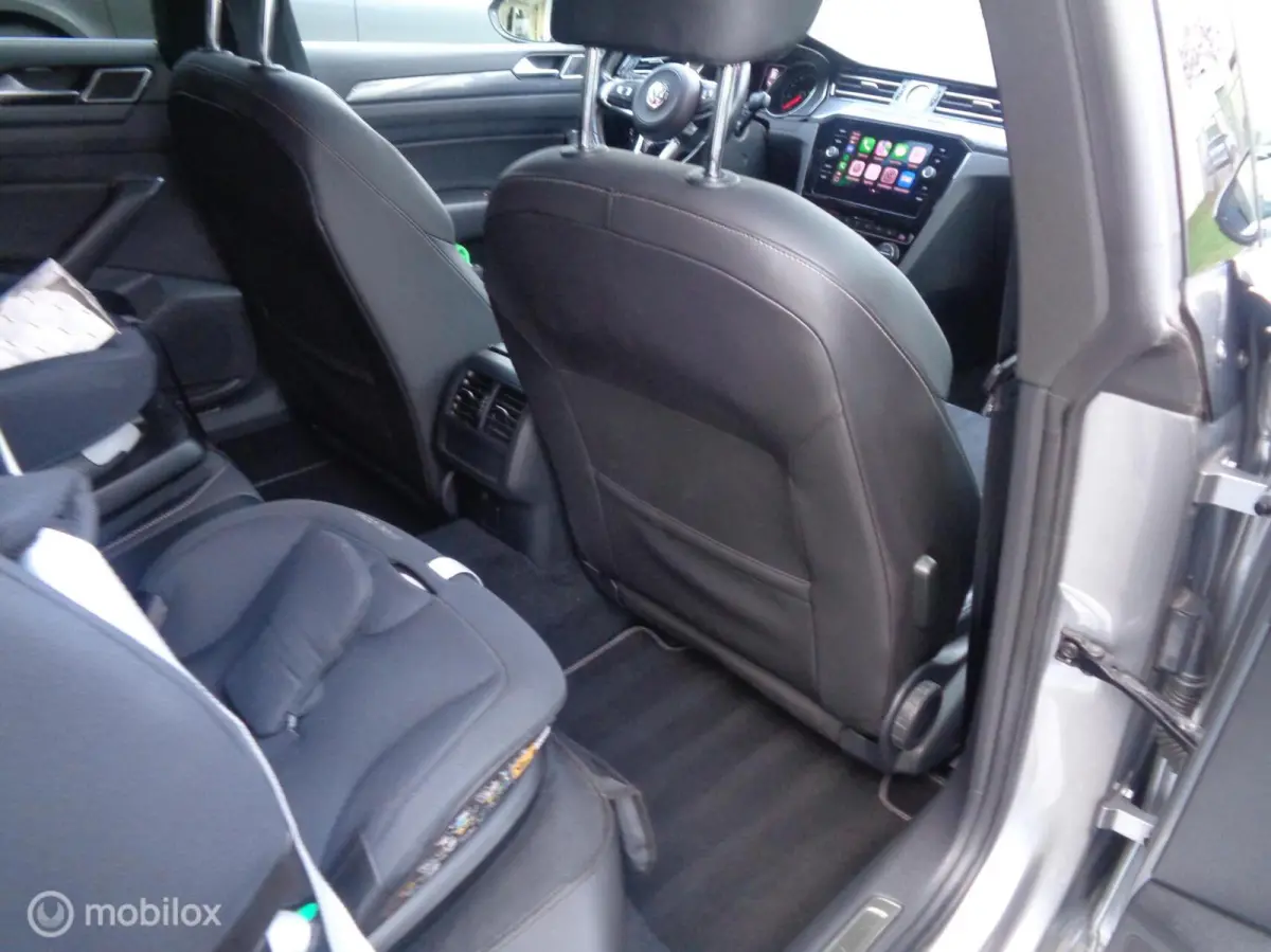 2.0 TSI Business R-Line/ DSG-7/Pano/DCC/Stoeverw/ 20'' Lm velgen/FULL LED/Afn trekhaak/Camera/Airco/nieuwstaat
