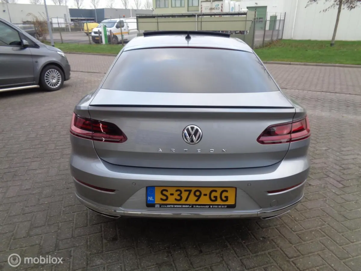 2.0 TSI Business R-Line/ DSG-7/Pano/DCC/Stoeverw/ 20'' Lm velgen/FULL LED/Afn trekhaak/Camera/Airco/nieuwstaat