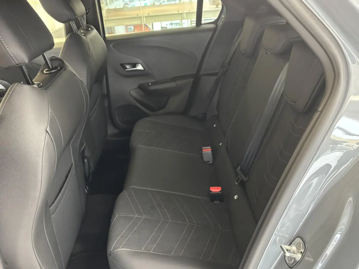 1.2 Turbo Hybrid Ultimate Automaat | Stoelverwarming | Stoelmassage | Navigatie | Dodehoek detectie | Achteruitrijcamera