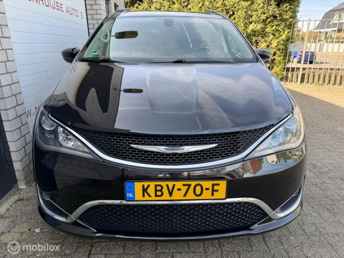 3.6 V6, 7 pers, leder, navi, 119.394km!