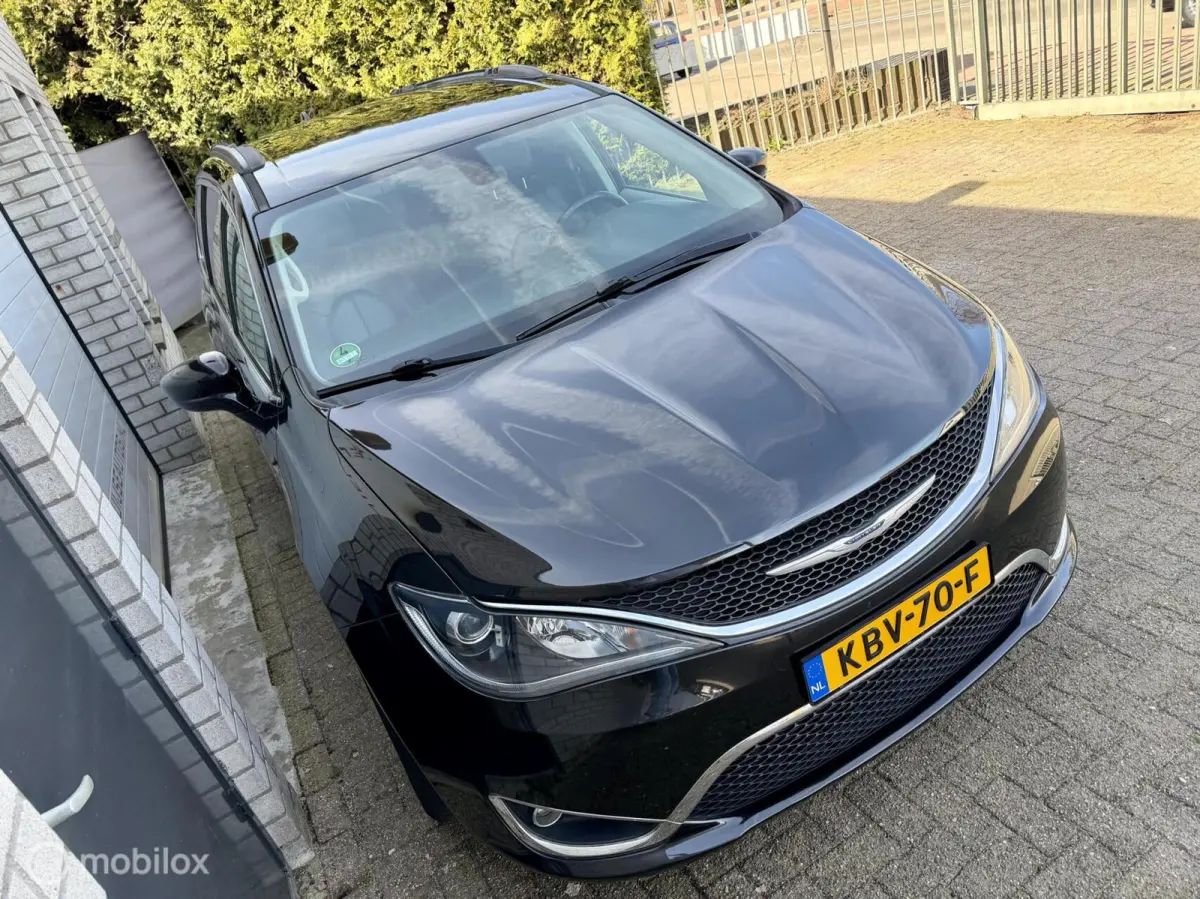 3.6 V6, 7 pers, leder, navi, 119.394km!