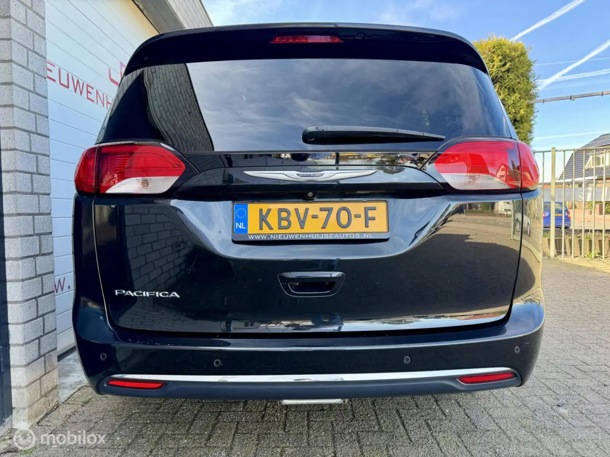 3.6 V6, 7 pers, leder, navi, 119.394km!