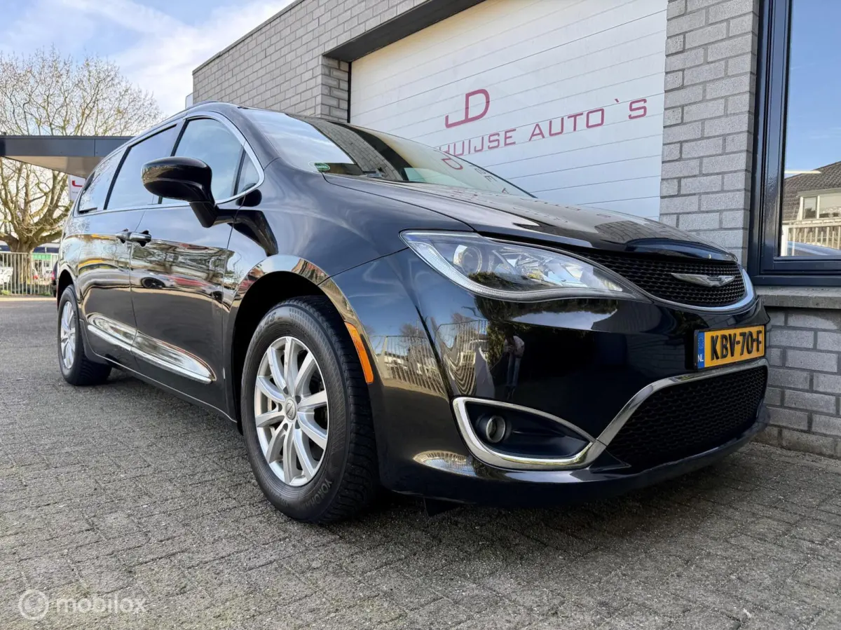3.6 V6, 7 pers, leder, navi, 119.394km!